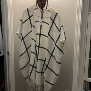 Black and white throw on from LOFT